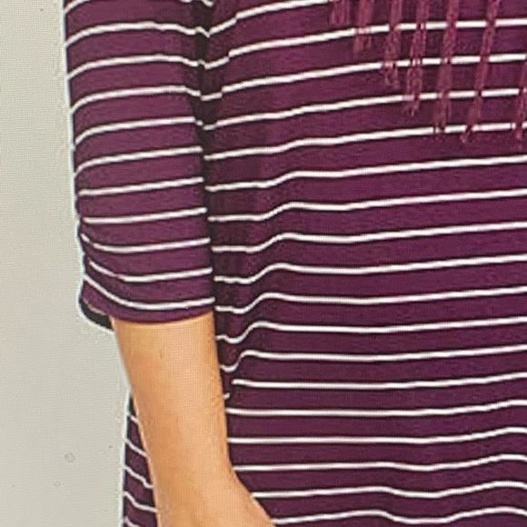 Top with Scarf. Tunic. 3XWP - Picture 3 of 7